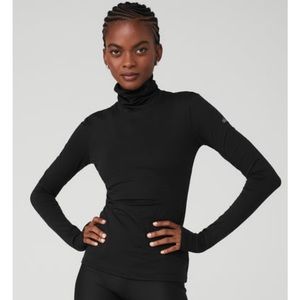 NWT - Alosoft refine turtleneck
